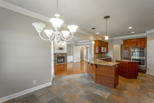 Building Photo - 8517 Horseshoe Bend Ln