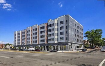 Building Photo - 1542-1544 John F. Kennedy Blvd