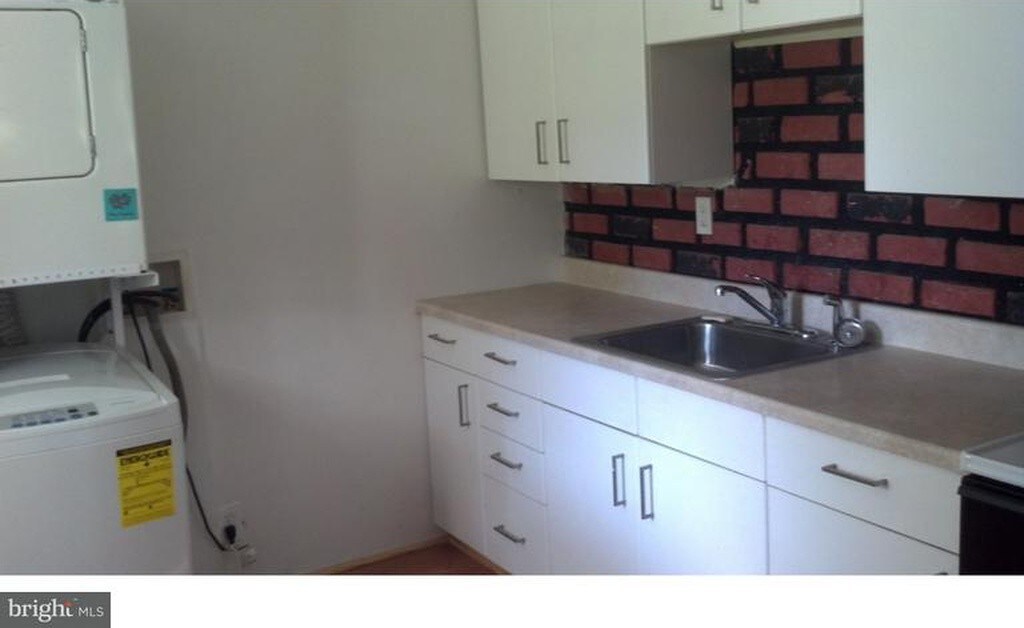 Primary Photo - 705 Bethel Ave