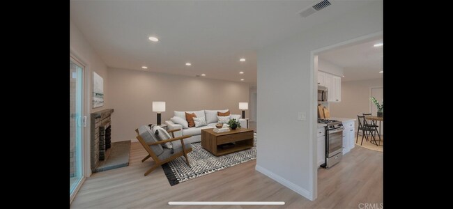 Building Photo - 4625 La Paz Ln