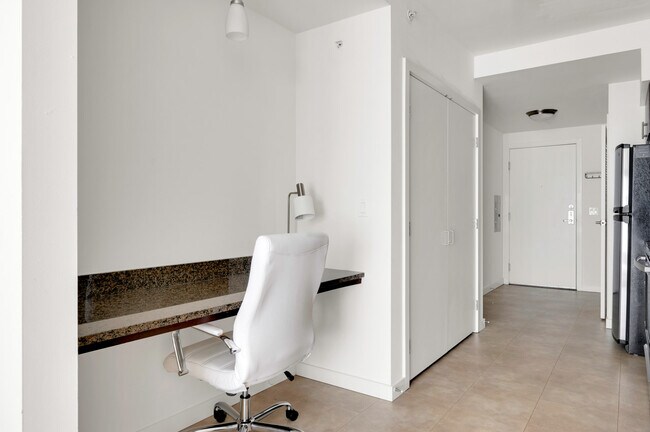 Foto del edificio - 10349 NE 10th St
