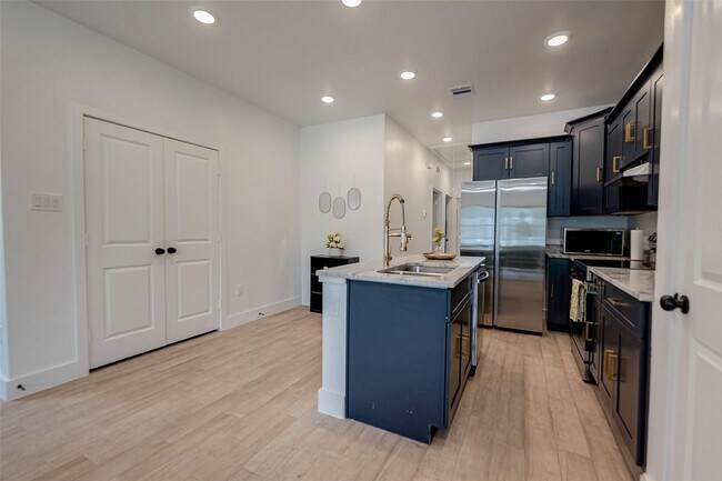 Foto del edificio - 5122 Southwind St