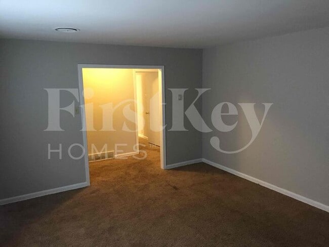 Building Photo - 1083 Richland Dr