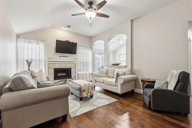 Foto del edificio - 9208 Norfolk Ln