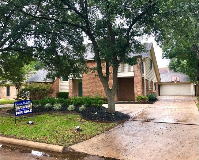 Foto del edificio - 614 Ellingham Dr