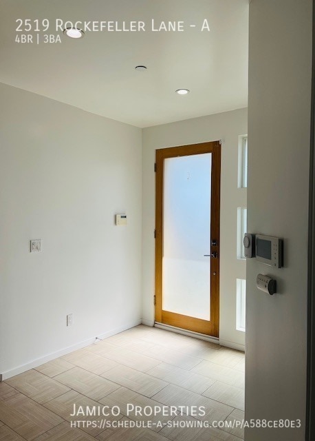 Foto del edificio - 2519 Rockefeller Ln