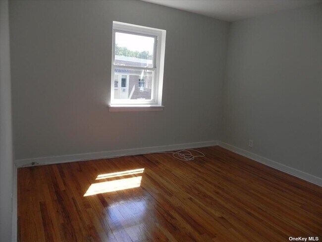 Building Photo - 40 Knightsbridge Rd