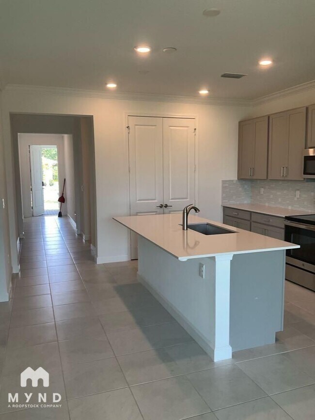 Building Photo - 515 Veridian Cir NW