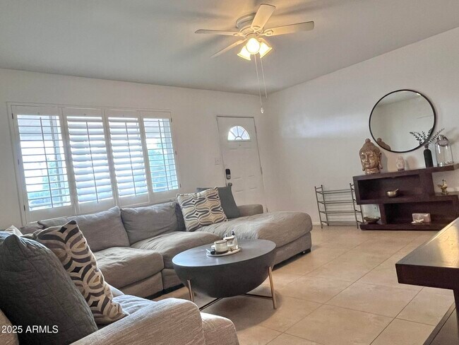 Foto del edificio - 1337 N 71st St