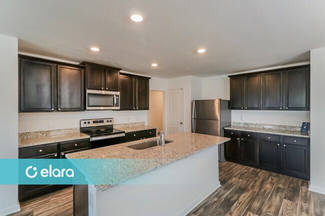 Foto del edificio - 17061 Dusty Boots Ln