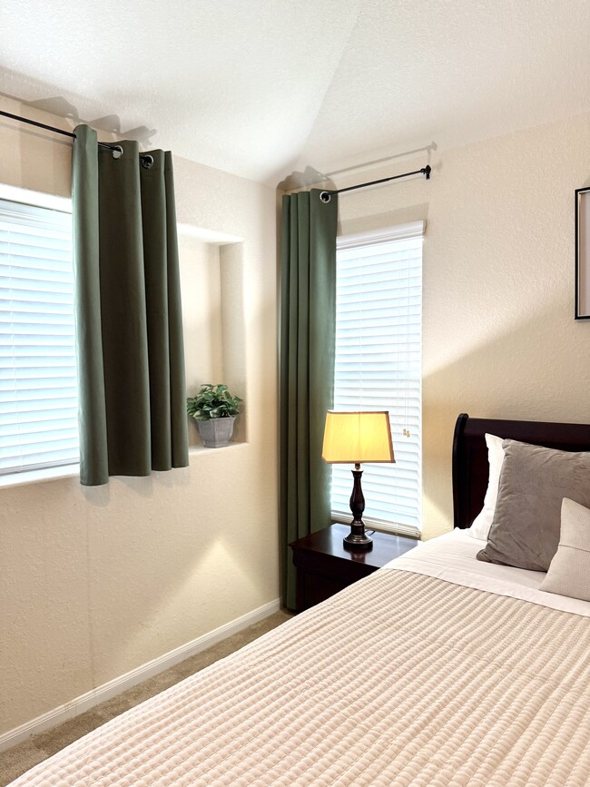 Building Photo - 3151 Upland Spring Trce