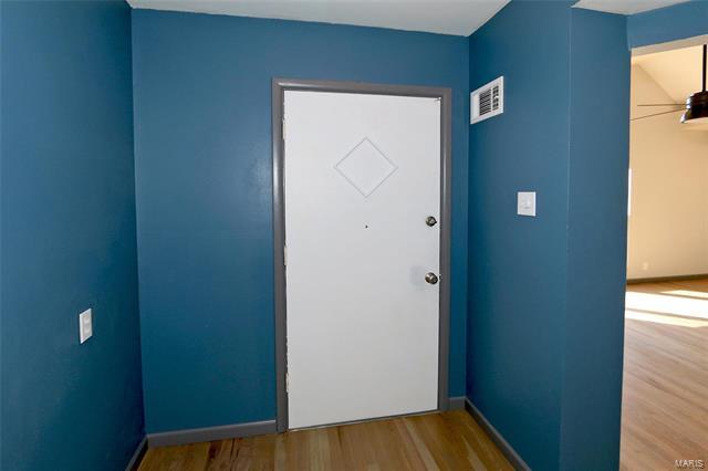 Building Photo - 11151 Glacier Dr