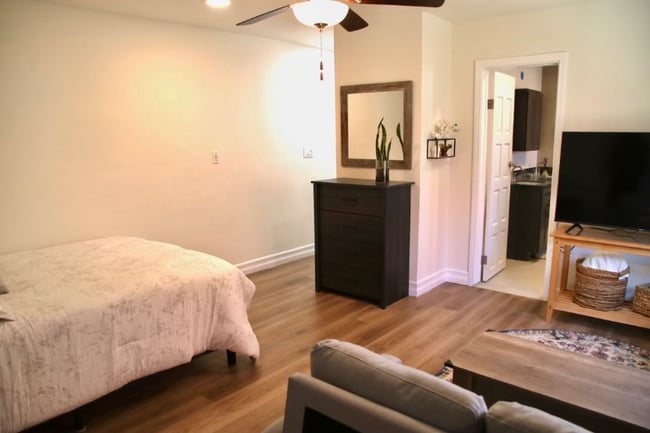Photo - 28102 Montereina Dr (Rancho Palos Verdes, CA) Apartment