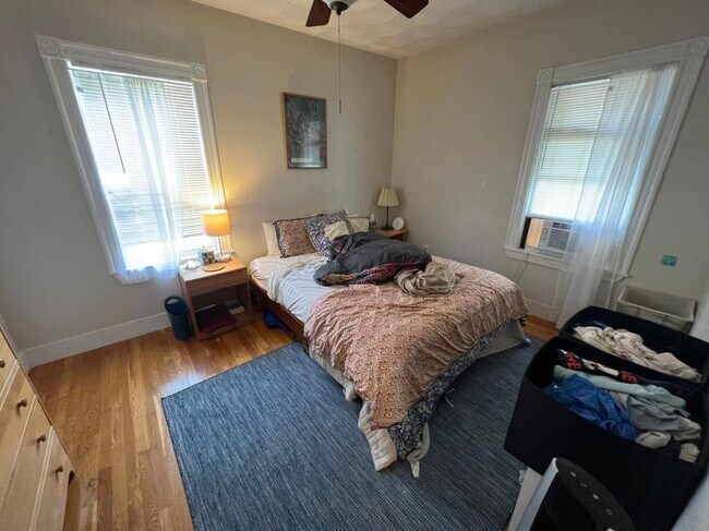 Building Photo - 2.0 bedroom in Somerville Massachusetts 02144