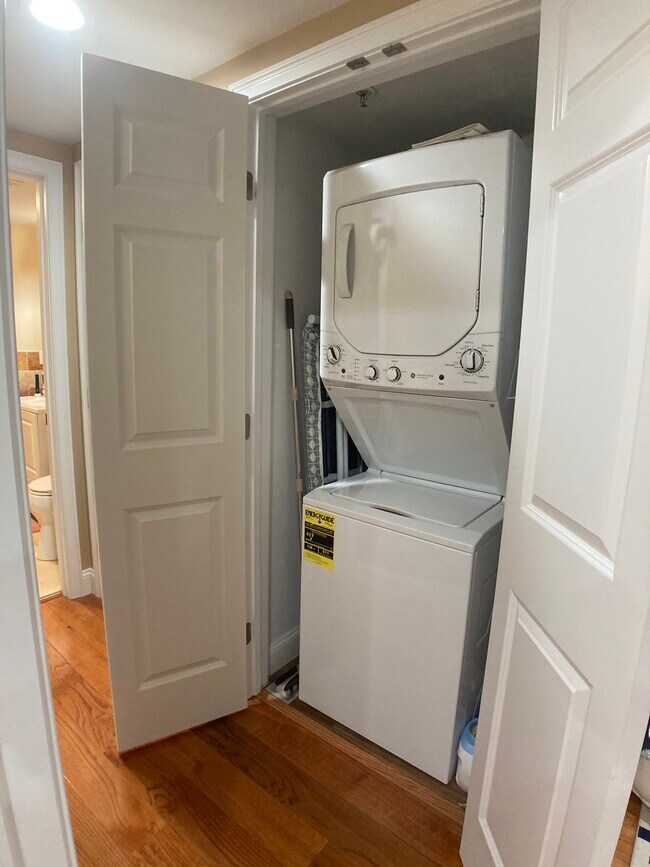 In-Unit Laundry - 298 Wickenden St