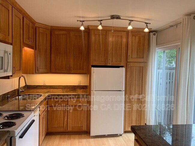 Photo - 255 S.Rengstorff Ave Apartment