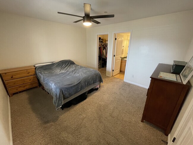 Master Bedroom - 3812 E Rock Creek Rd