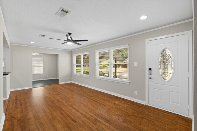 Foto del edificio - 2007 Wakefield Dr