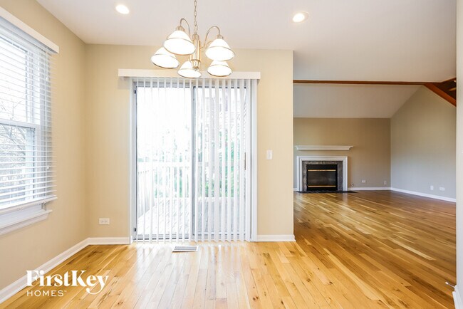 Building Photo - 509 Surrey Ridge Dr