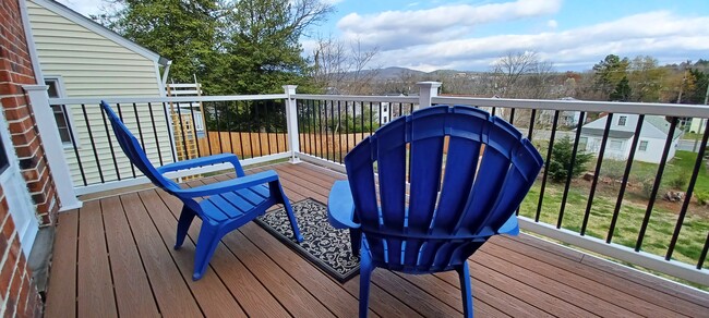 Building Photo - 402 13th ST NE