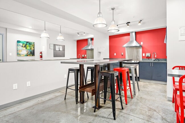 Interior Photo - Wallingford Studios