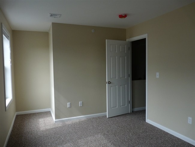 Building Photo - 26 Eagle Ridge Rd