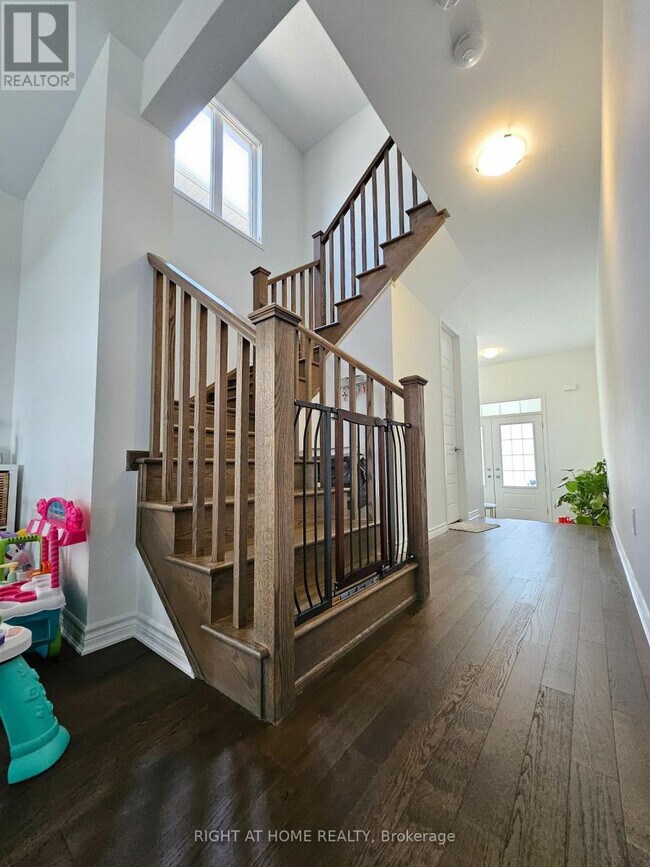 Photo du bâtiment - 1615 Severn Dr