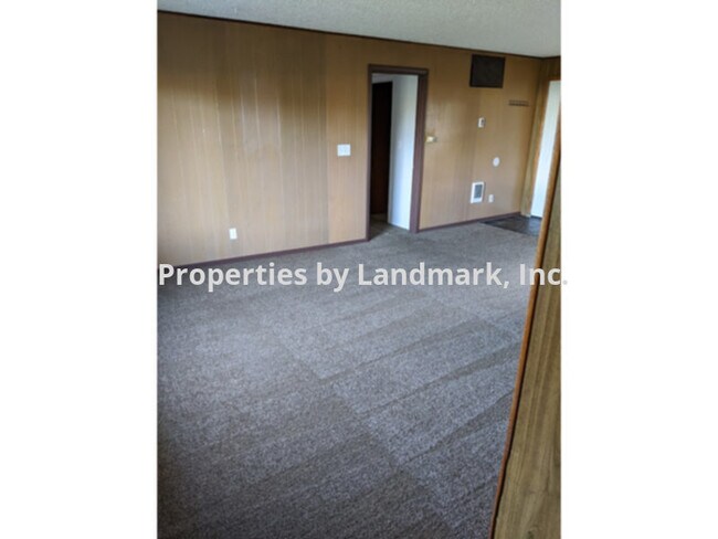 Foto del edificio - SHORT TERM RENTAL - 3 bedroom 1 bath