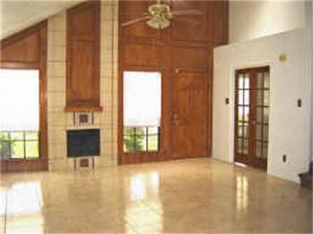 Building Photo - 19906 Rising Star Dr