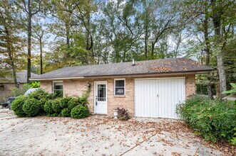 Building Photo - 4724 Lake Point Ave