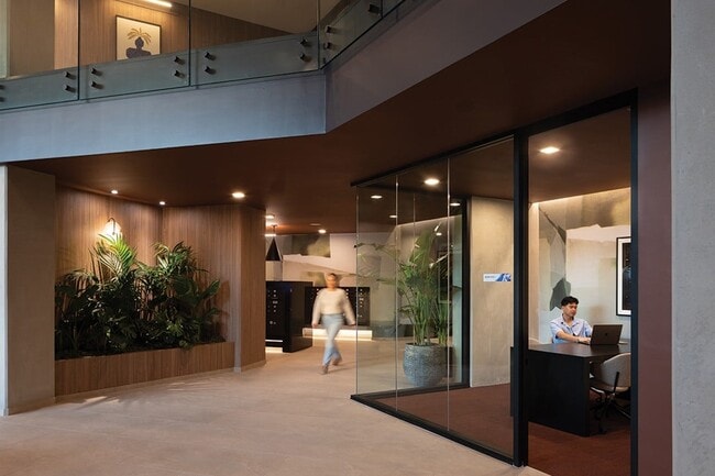 Building Photo - Folia