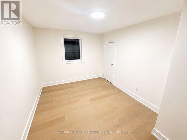 Building Photo - 150 Brunswick Ave