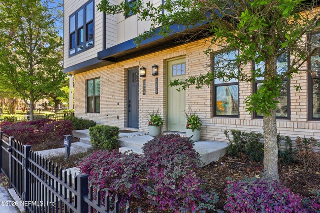 Foto del edificio - 1625 Bridgeton Dr
