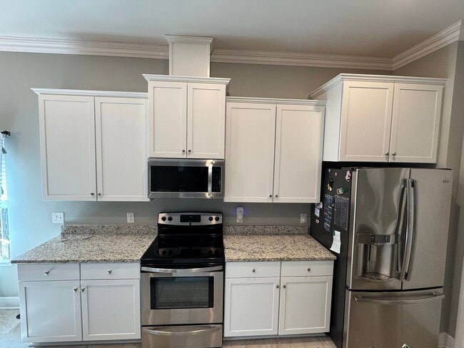 Building Photo - 5767 Dunridge Dr