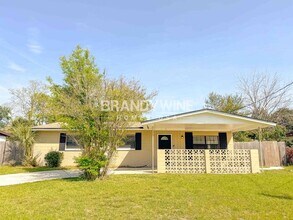 Building Photo - 7901 Austin Rd