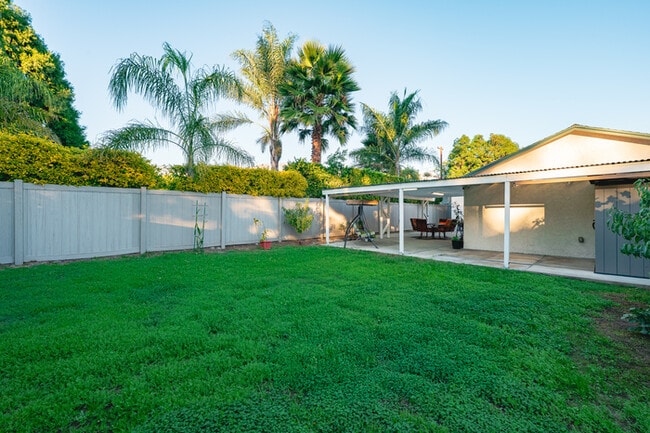 Foto del edificio - 1751 Belmont Ave