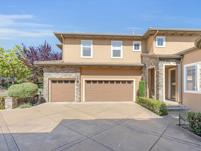 Building Photo - 1392 Trailside Ct