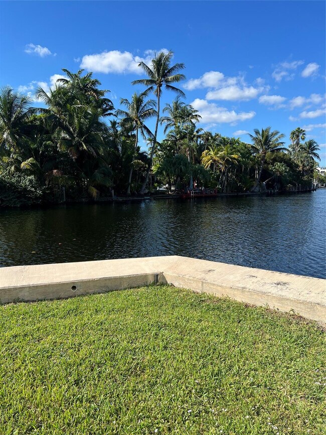 Foto del edificio - 1814 E Oakland Park Blvd