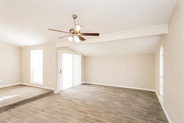 Building Photo - 3114 Echo Dr