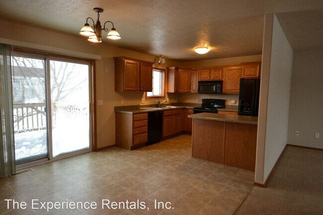 Building Photo - 5 br, 2 bath House - 1409 W Meadowbrook Trl