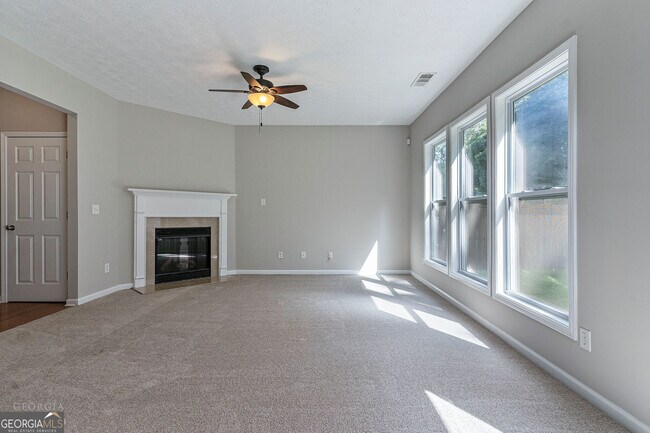 Foto del edificio - 6126 Allpoint Way