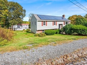 Building Photo - 26 Sidney St