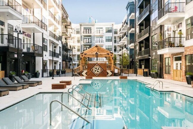 Foto del edificio - 401 Korean Veterans Blvd