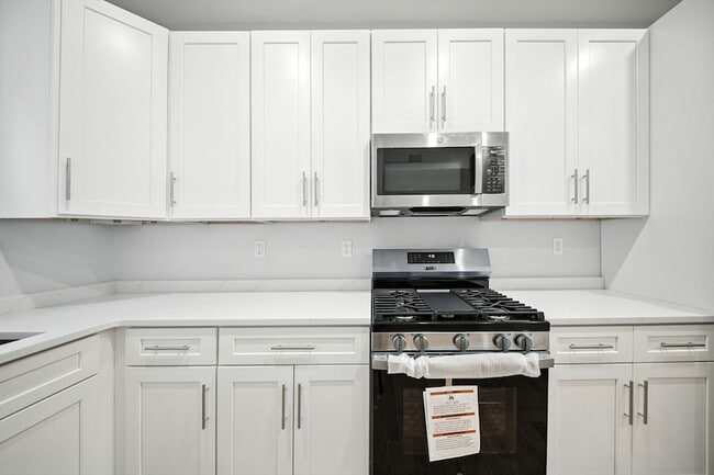 Photo - 155 Wellington Hill St Apartment