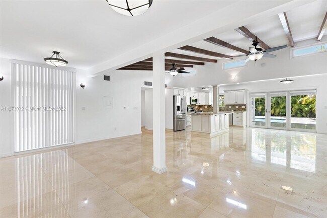 Foto del edificio - 8030 SW 120th St