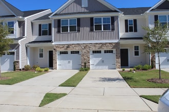 Building Photo - 67 Village Edge Dr