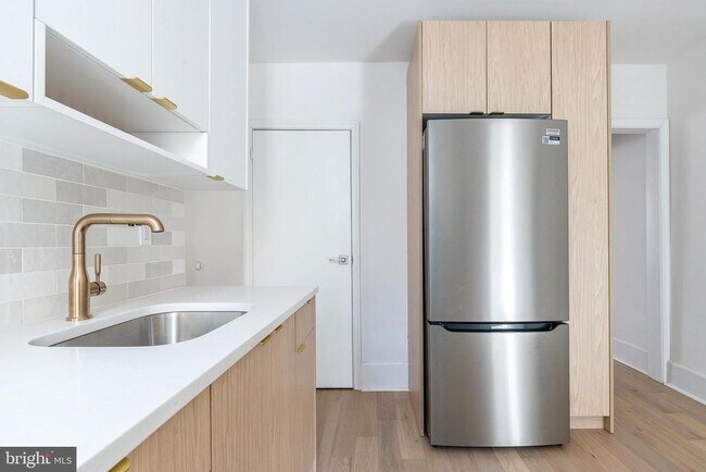 Foto del edificio - 2143 N Palethorp St