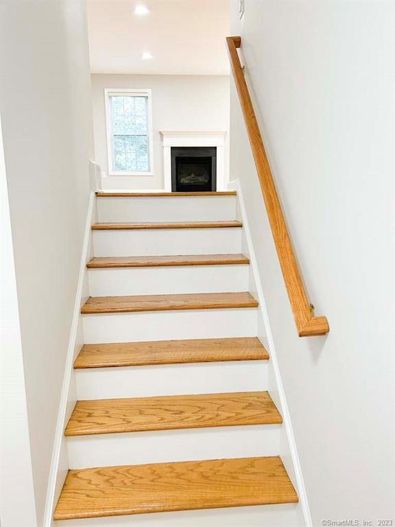 Foto del edificio - 1904 Briar Woods Ln