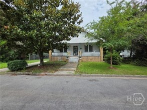 Building Photo - 105 Forrest Ave