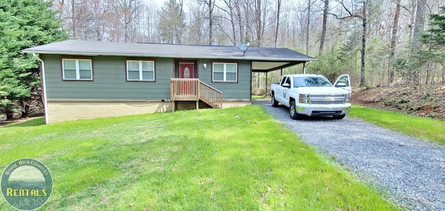 Building Photo - Beautiful 3bd/1ba Home in Lenoir